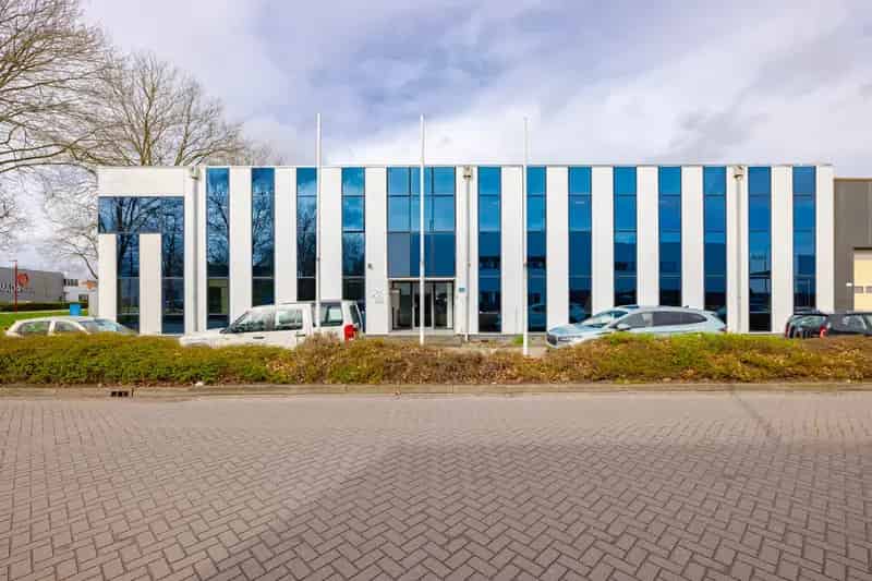 Bedrijfshal te Huur Nieuwegein 1153m²