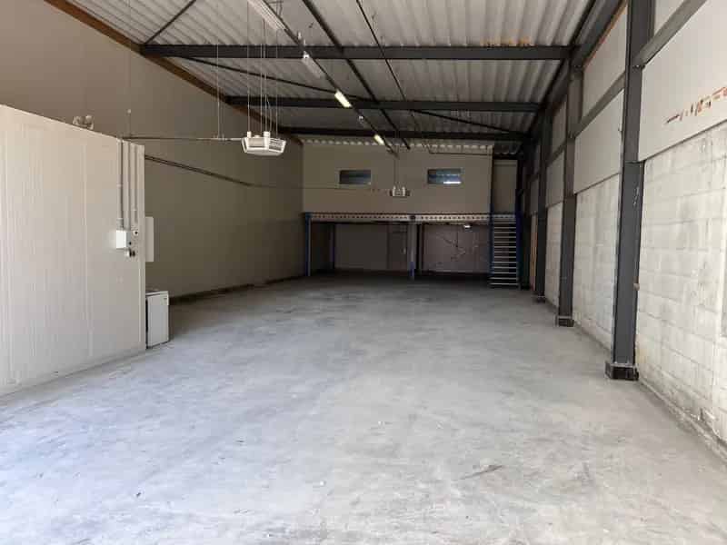 Bedrijfshal te huur Groningen 330m2
