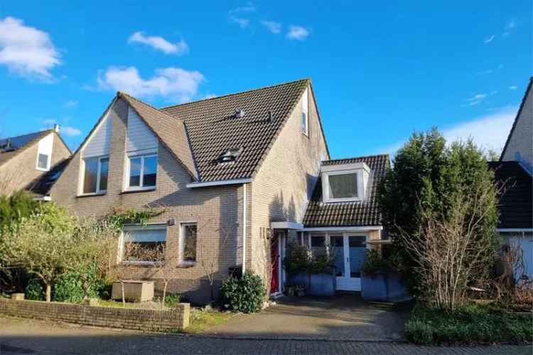 Ruim Familiehuiis Hoogland nabij Amersfoort 5 slaapkamers