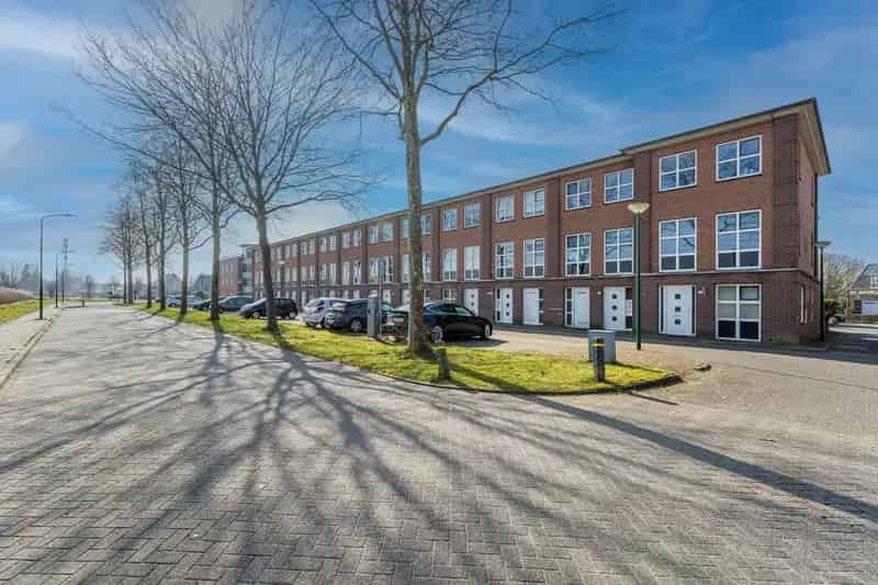 Maisonnette te koop Houten: Gasloos, modern, nabij station