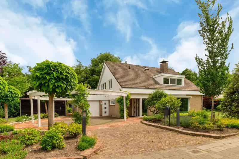 Luxe Villa Hoofddorp Nabij Centrum Stadspark