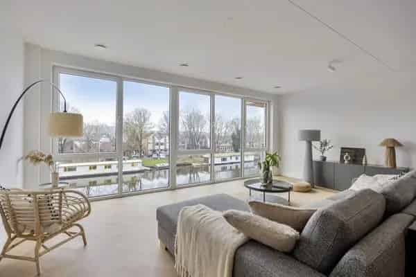 Luxe appartement Alkmaar 79m2 2 slaapkamers balkon