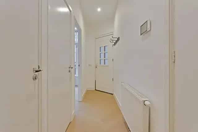 Bussum  (Raadhuisplein)  - Brinklaan