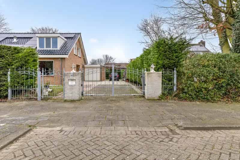 Huis te koop Rotterdam Saxenoord: 7 slaapkamers, luxe serre, 224m²