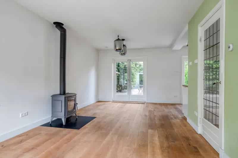 Huis te koop Hilversum: Ruime gezinswoning met diepe tuin