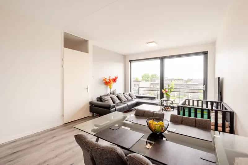 Appartement te koop Almere Poort: 64m2, Energielabel A, Balkon