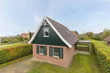 Huis te huur Vlagtwedde: Vrijstaande recreatiewoning aan het water
