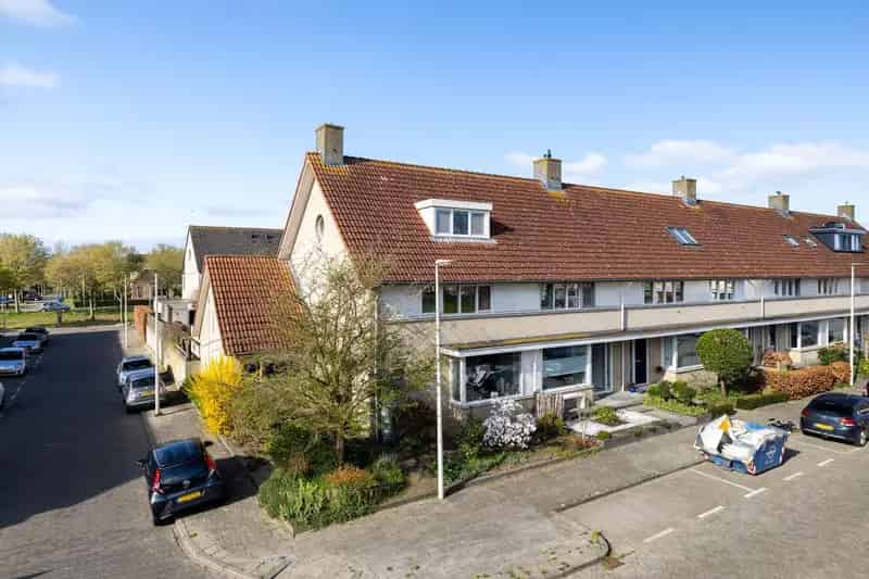 6 Slaapkamers Hoekwoning Bergse Plaat Grote Tuin