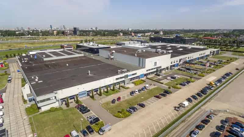 Bedrijfshal te Huur Ypenburg 1670m²