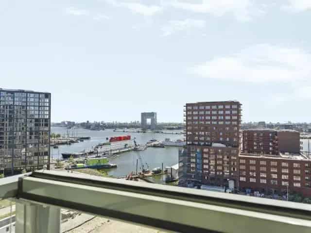 Te Huur: Modern Appartement NDSM Straat Amsterdam
