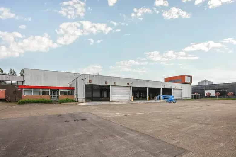 Bedrijfsruimte Amsterdam 6885m2 te Huur Nabij Ring A10