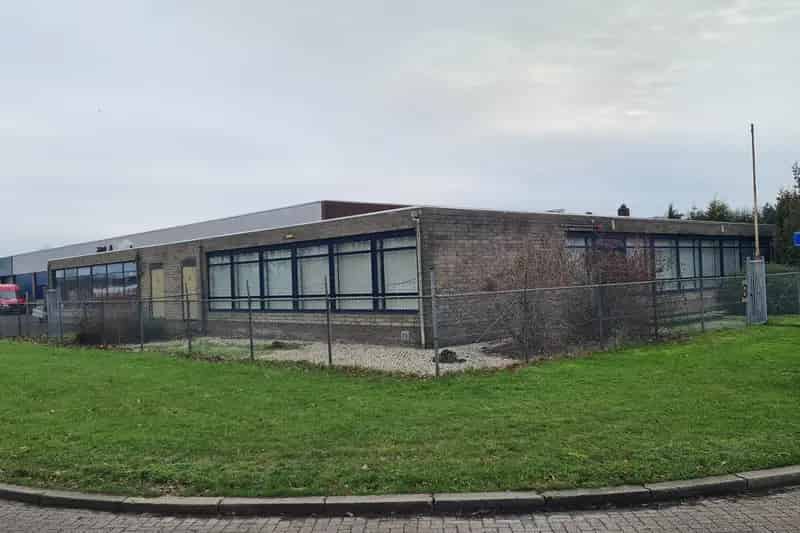 Bedrijfshal Lelystad te huur 1130m² Kantoor 288m²