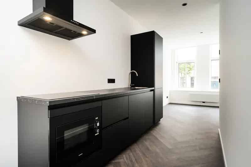 Gerenoveerd 3 kamer appartement Rotterdam 40m2