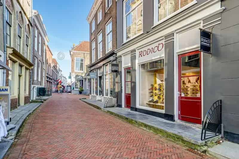 Woon Winkelpand Zierikzee Centrum Rijksmonument