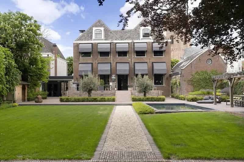 Monumentaal Herenhuis Noordwijk Binnen 18e Eeuw