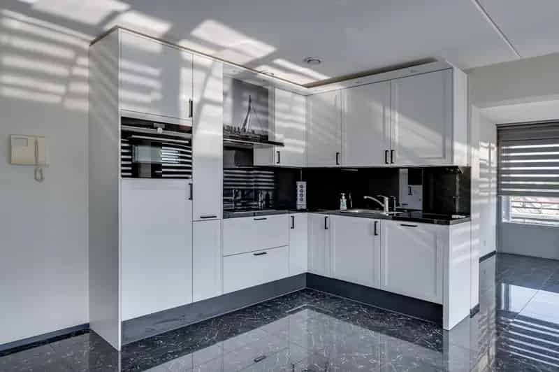 Penthouse te koop 's-Gravendeel 106m2 2 slaapkamers balkon parkeerplaats