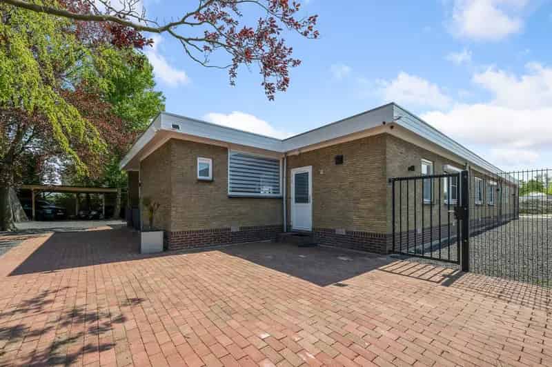 Luxe Bungalow 237m2 5 Slaapkamers Assendelft