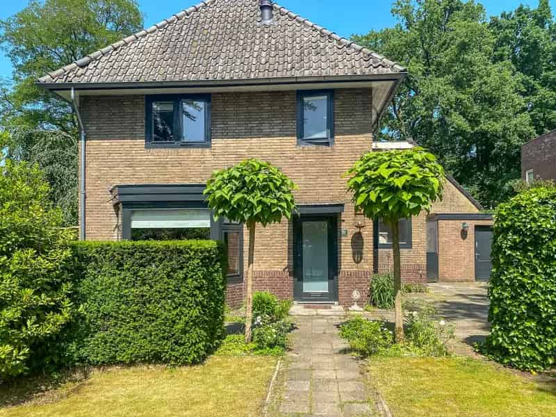 Ruime Tweekapper 4 Slaapkamers Driebergen Nabij Centrum