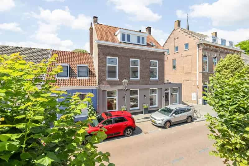 Herenhuis Breda Princenhage Gerenoveerd 3 slaapkamers luxe
