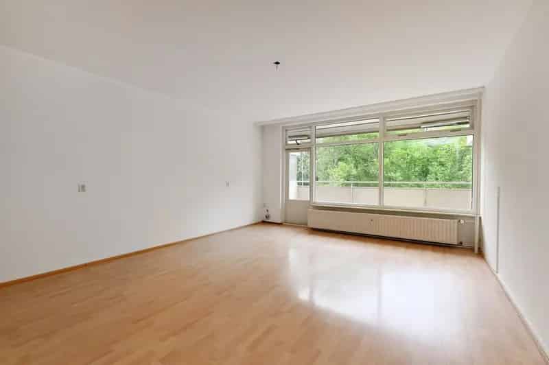 Ruim 4 Kamer Appartement Den Haag Madestein