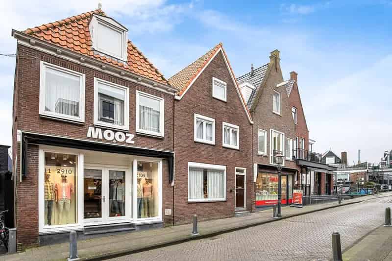 Huis te koop Volendam Centrum 5 slaapkamers Kelder Dakterras