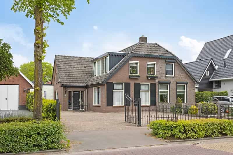 Twee Onder Een Kap Boerderij Ederveen Ruime Schuur 502m2