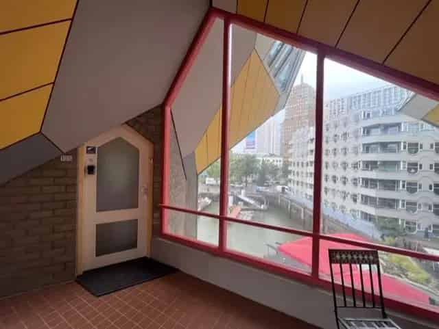 Kubuswoning Rotterdam Centrum 3 slaapkamers Gemeubileerd