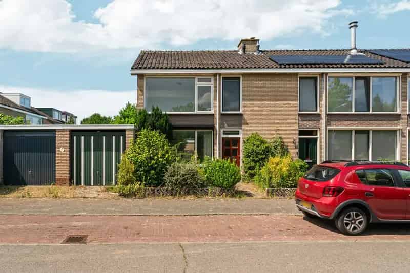 Huis te koop Hees Nijmegen 3 slaapkamers garage tuin