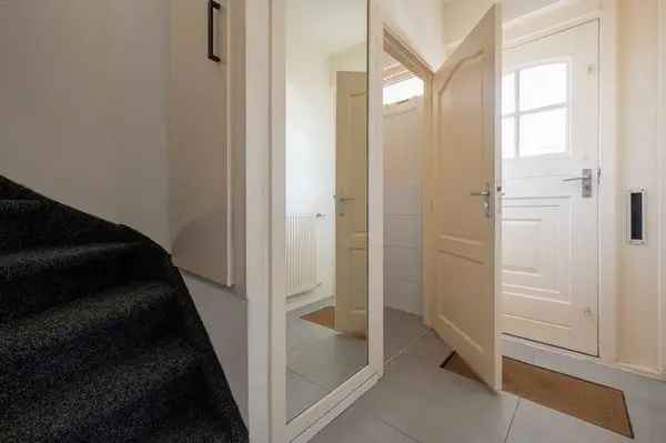 Een gezinswoning in Etten Leur met 4 slaapkamers en tuin
