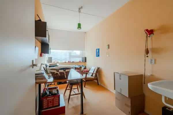 Ruim 5 Kamer Appartement Diemen Centrum Nabij Amsterdam