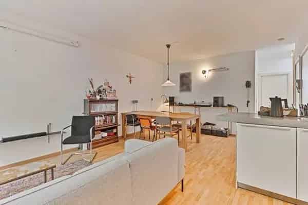 Gemeubileerd 2 Slaapkamer Appartement Rotterdam Noord Nabij Centraal Station