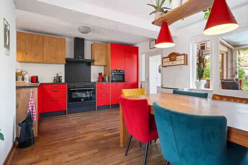 Royale Eindwoning Oudenbosch 4 slaapkamers Tuin Berging Zonnepanelen