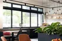 500 m2 Kantoorruimte te Huur Amsterdam Zuid Oost