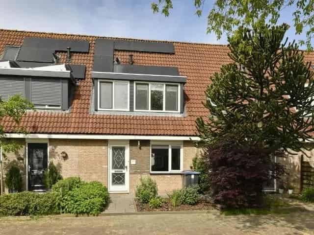 Ruime 3-laags Eengezinswoning Amstelveen 4 slaapkamers Zonnige Tuin