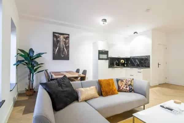 Appartement Tilburg: Gemeubileerd 2-kamer appartement