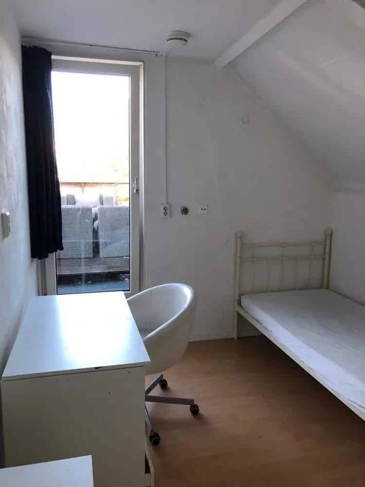 Kamer Tilburg Centrum Studenten Vrouwen Gemeubileerd