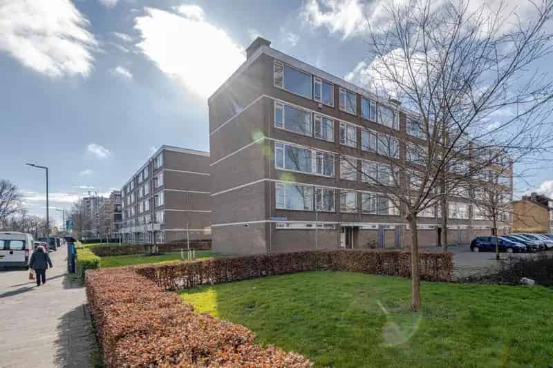 4 Kamerappartement Rotterdam Lombardijen 3 slaapkamers balkon