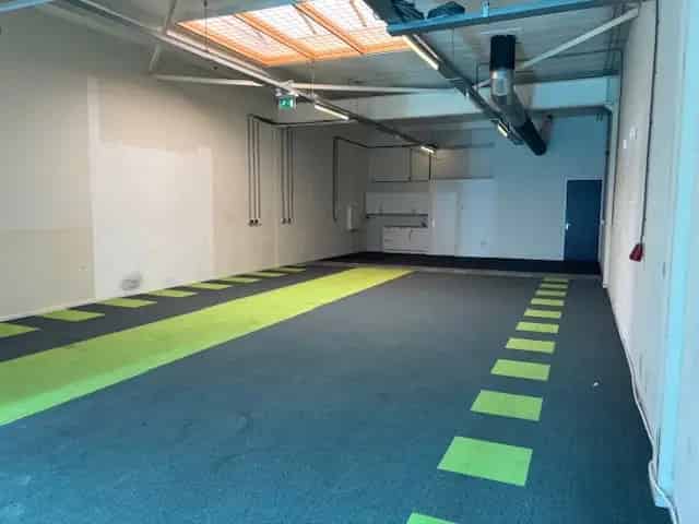 Bedrijfshal 140m2 te koop Capelle aan den IJssel