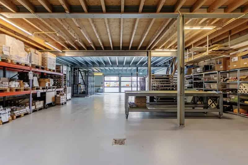 Bedrijfshal Nieuw-Vennep | Zoek bedrijfshallen te koop: Boekweitstraat 82 2153 GL Nieuw-Vennep 
