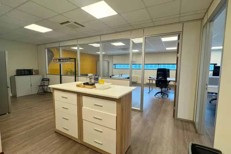 Kantoorruimte Groningen Centrum 353m2 te Huur