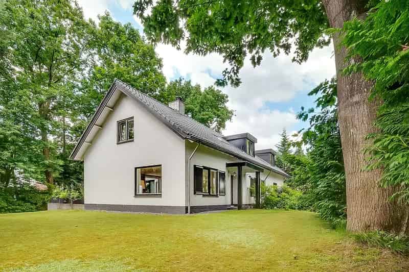 Vrijstaande Villa Zeist 334m2 Dubbele Bewoning Mogelijk Grote Garage