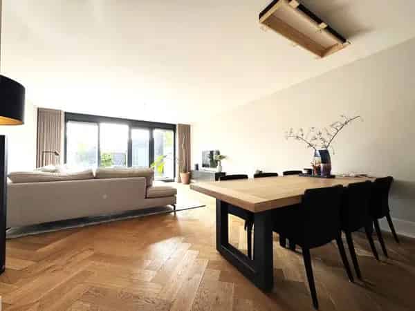 Ruime Tussenwoning Willemsbuiten 3 Slaapkamers Tuin