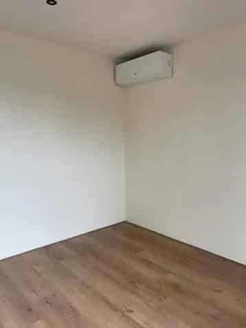 Stukadoor Schilder Laminaat Vloerverwarming Tegels Renovatie