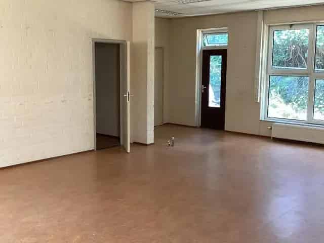 Kamer Heerlen Antikraak Voormalig Schoolgebouw 40m2