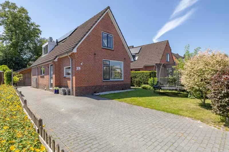 Vrijstaande woning Eelde 3 slaapkamers kantoor aan huis