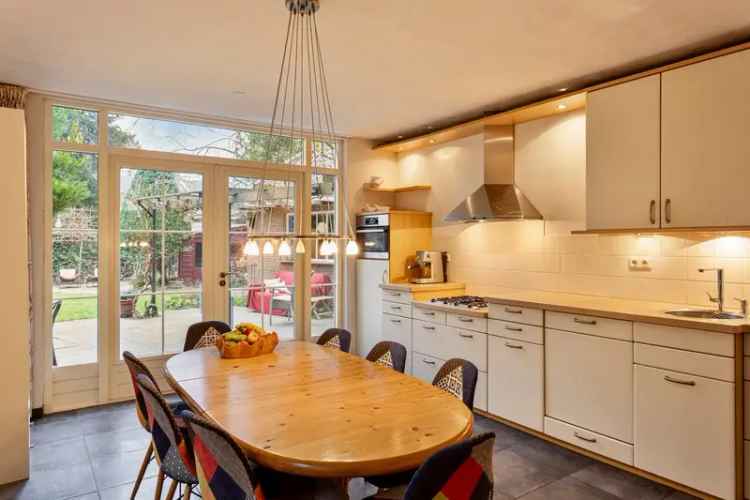 Jaren 50 Villa te koop Apeldoorn Parkenbuurt 5 slaapkamers