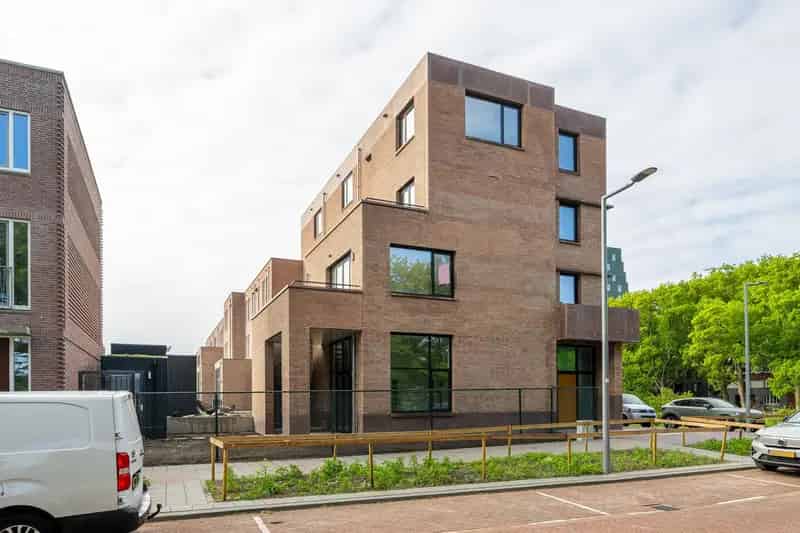Huis te koop Nieuw Kralingen 233m2 4 slaapkamers