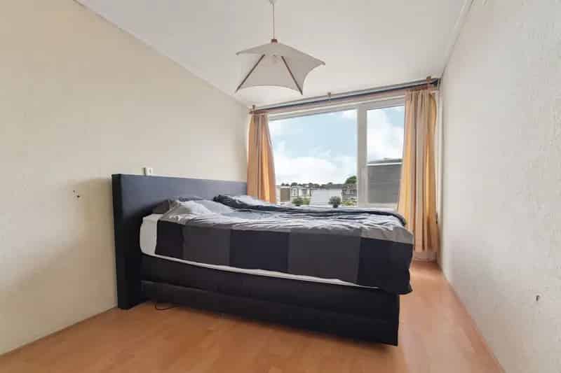 Tussenwoning Zevenaar 4 slaapkamers modernisering potentie