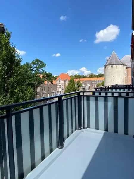 Ruime Stadsmaisonette Bergen op Zoom 3 Slaapkamers 2 Badkamers