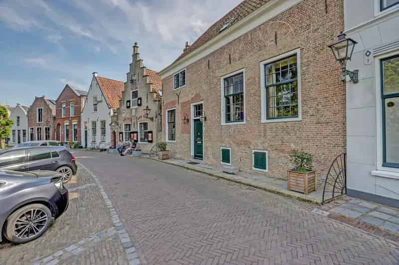Rijksmonumentale Woning Dreischor 1557 204m2 3 slaapkamers 2 badkamers